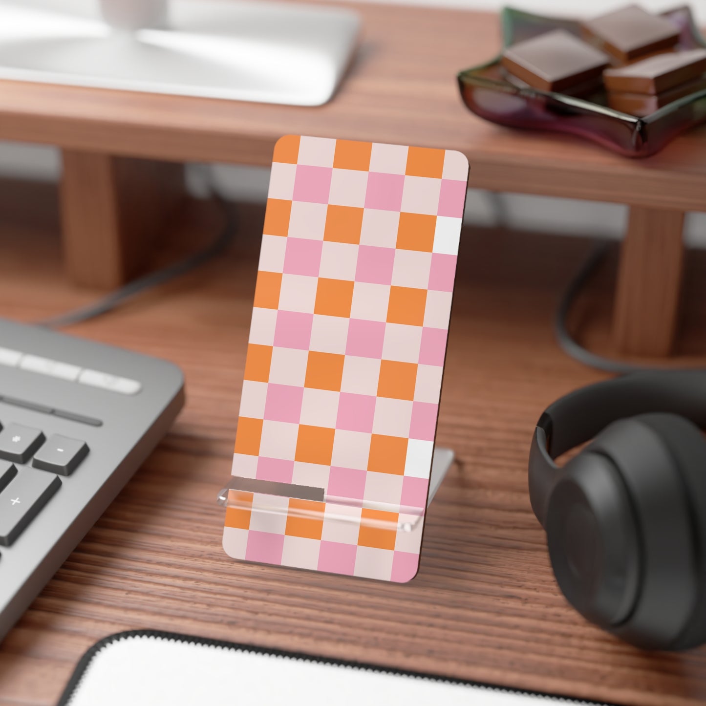 Colorful Checker Mobile Display Stand | Desk Organizer