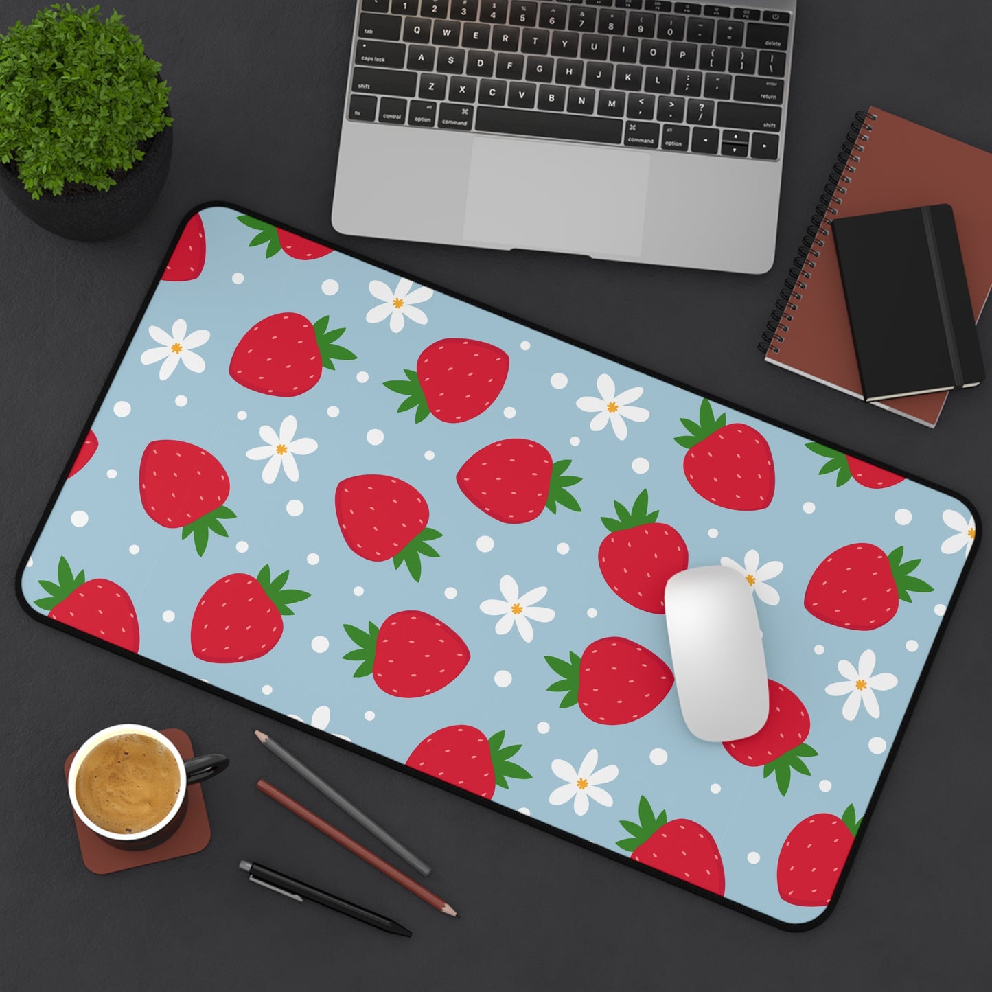 Skyberry Daisy Desk Mat