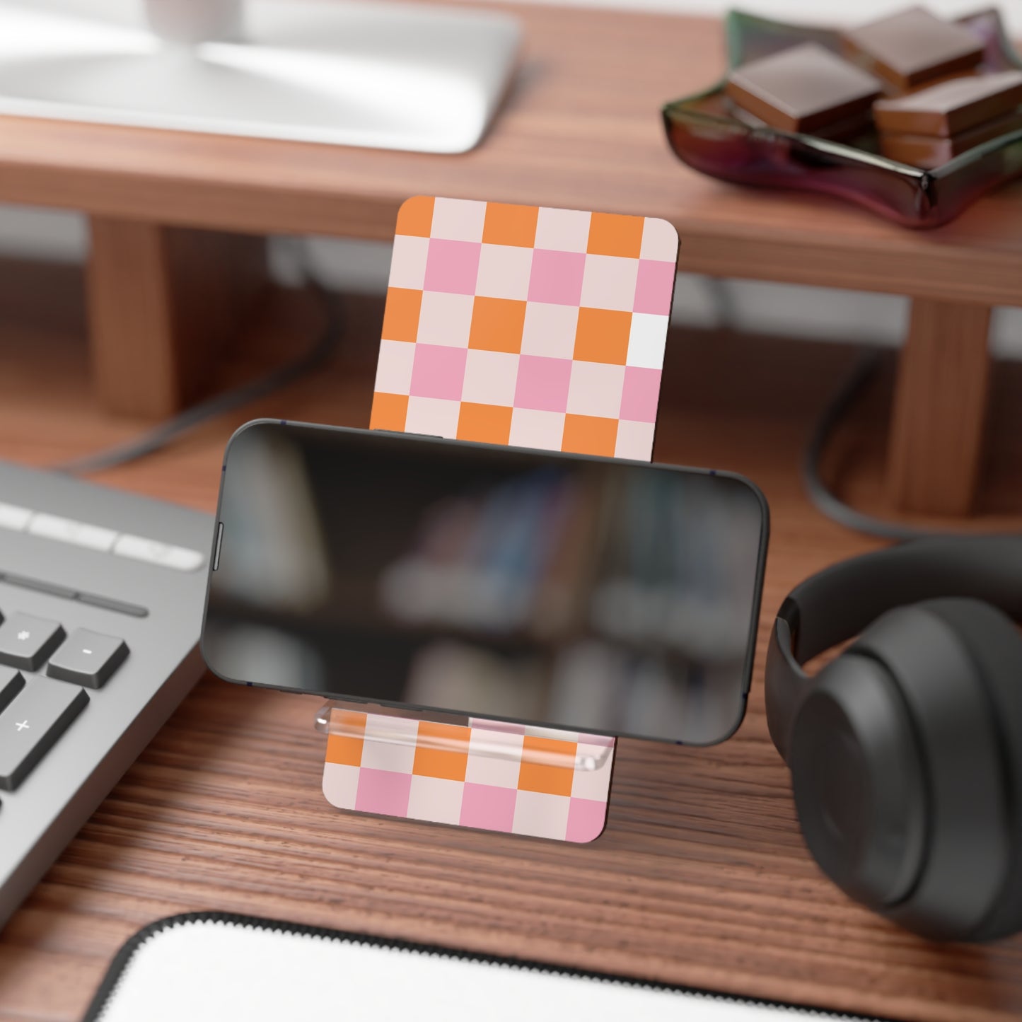 Colorful Checker Mobile Display Stand | Desk Organizer